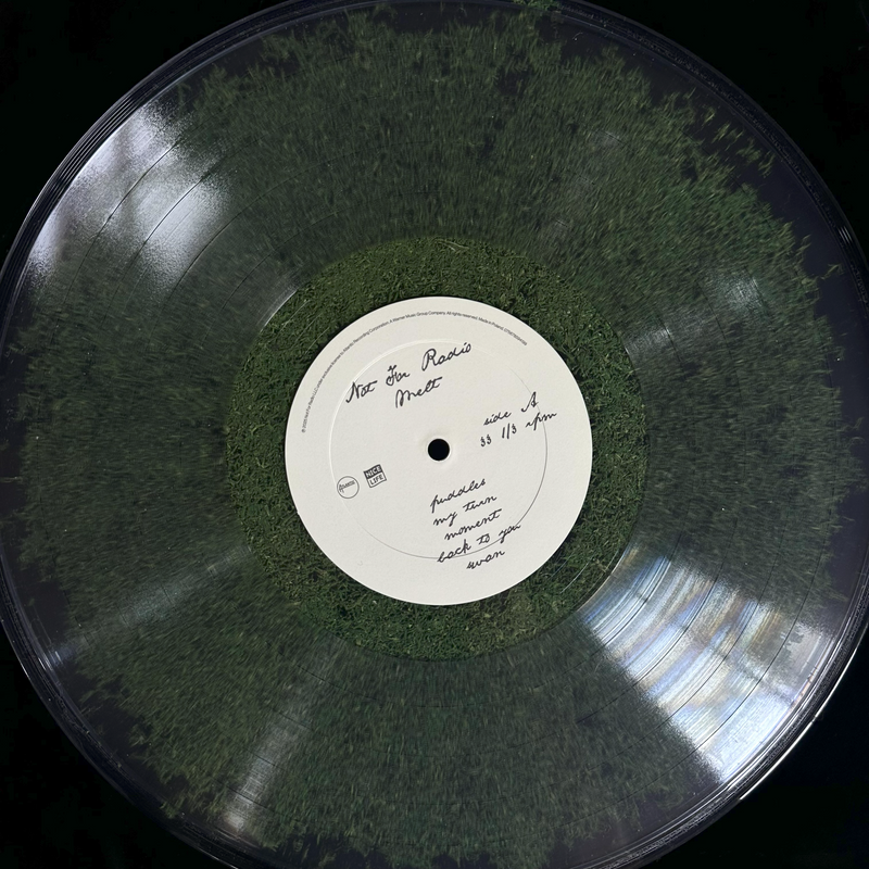 Melt - pressed moss vinyl (limited edition)
